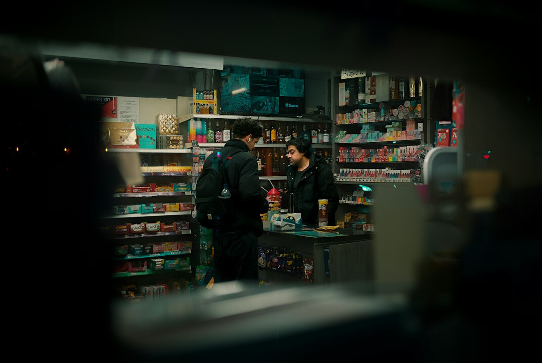 detective in action at store