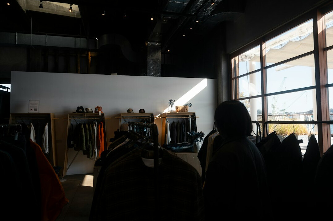 retail store crowd during day